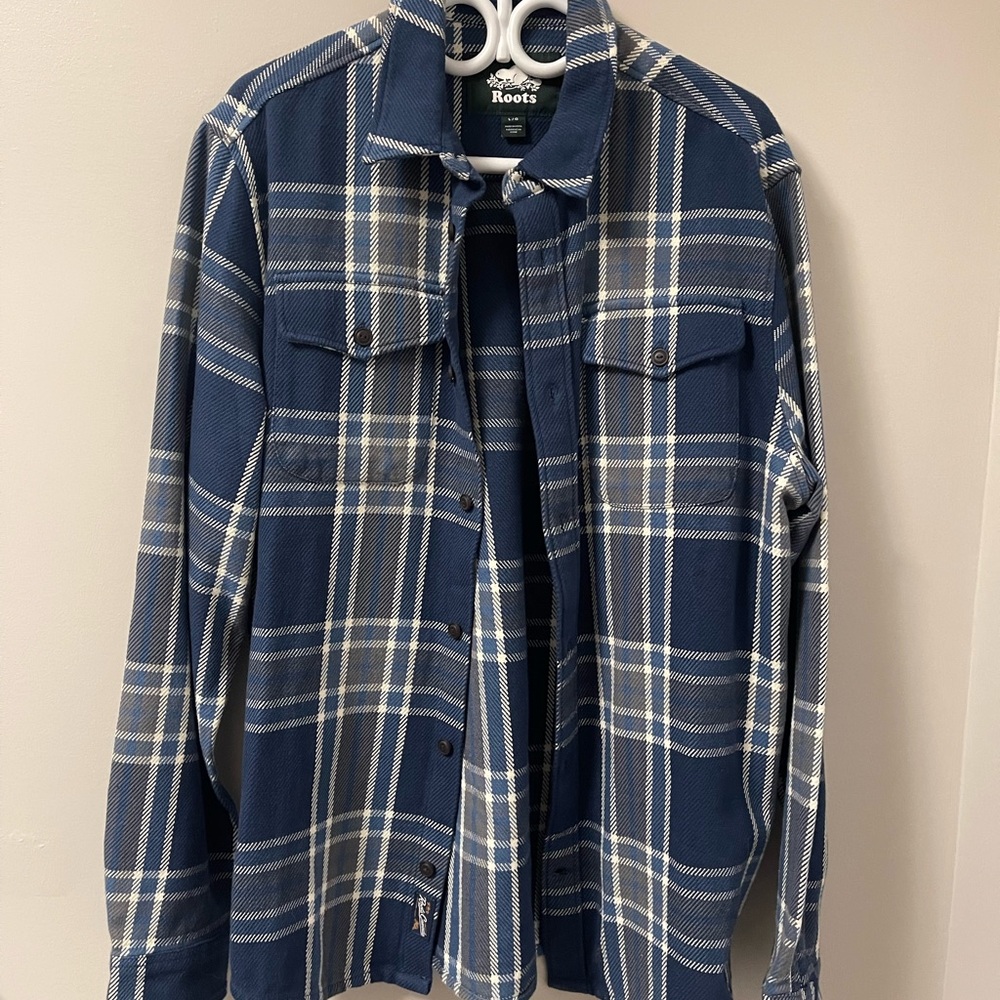 Roots Navy Plaid Flannel Long Sleeve Shirt